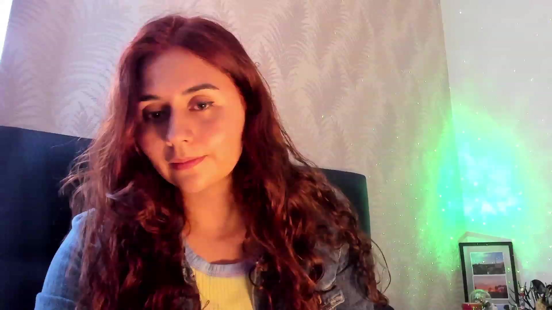 Gallery image thumbnail from NaughtySaraa's myfreecams stream on, 03/14/2024, 05:43 image 11 of 20