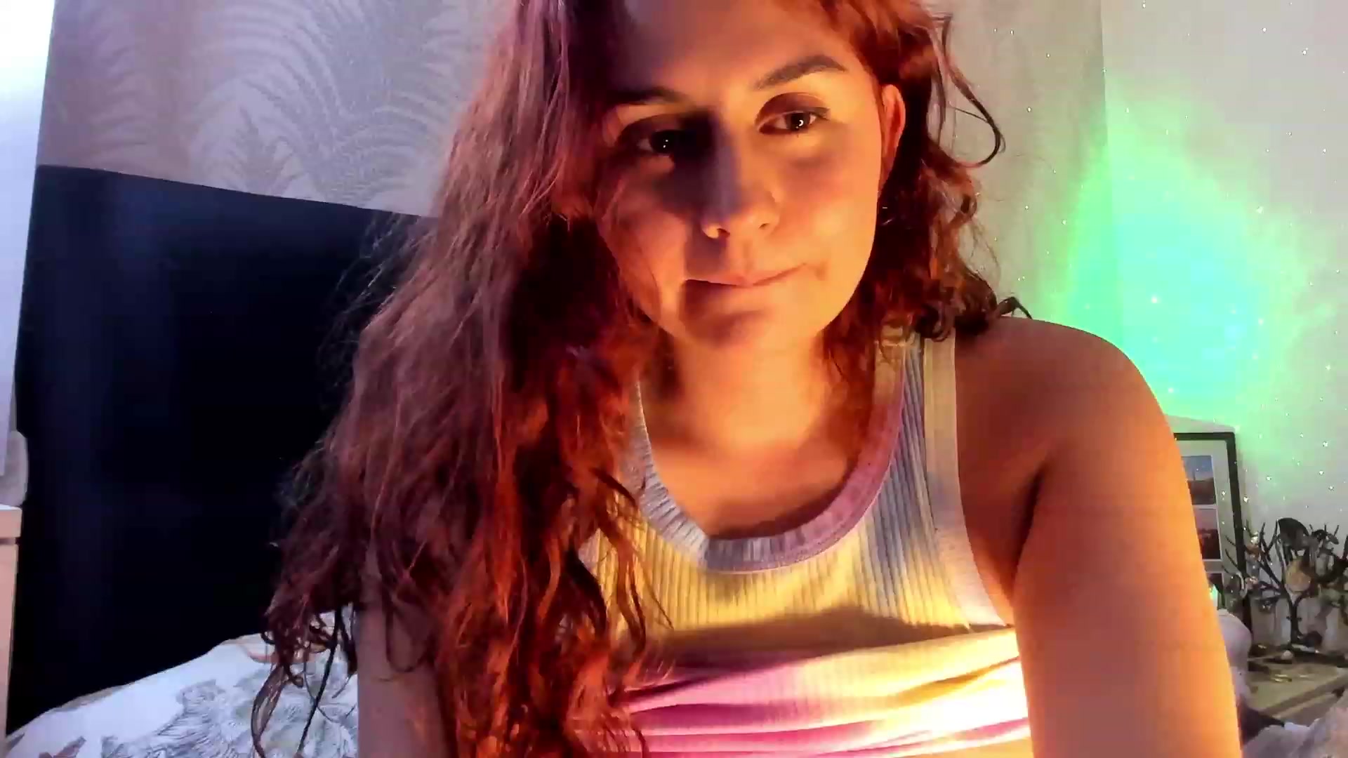 Gallery image thumbnail from NaughtySaraa's myfreecams stream on, 03/14/2024, 05:43 image 18 of 20