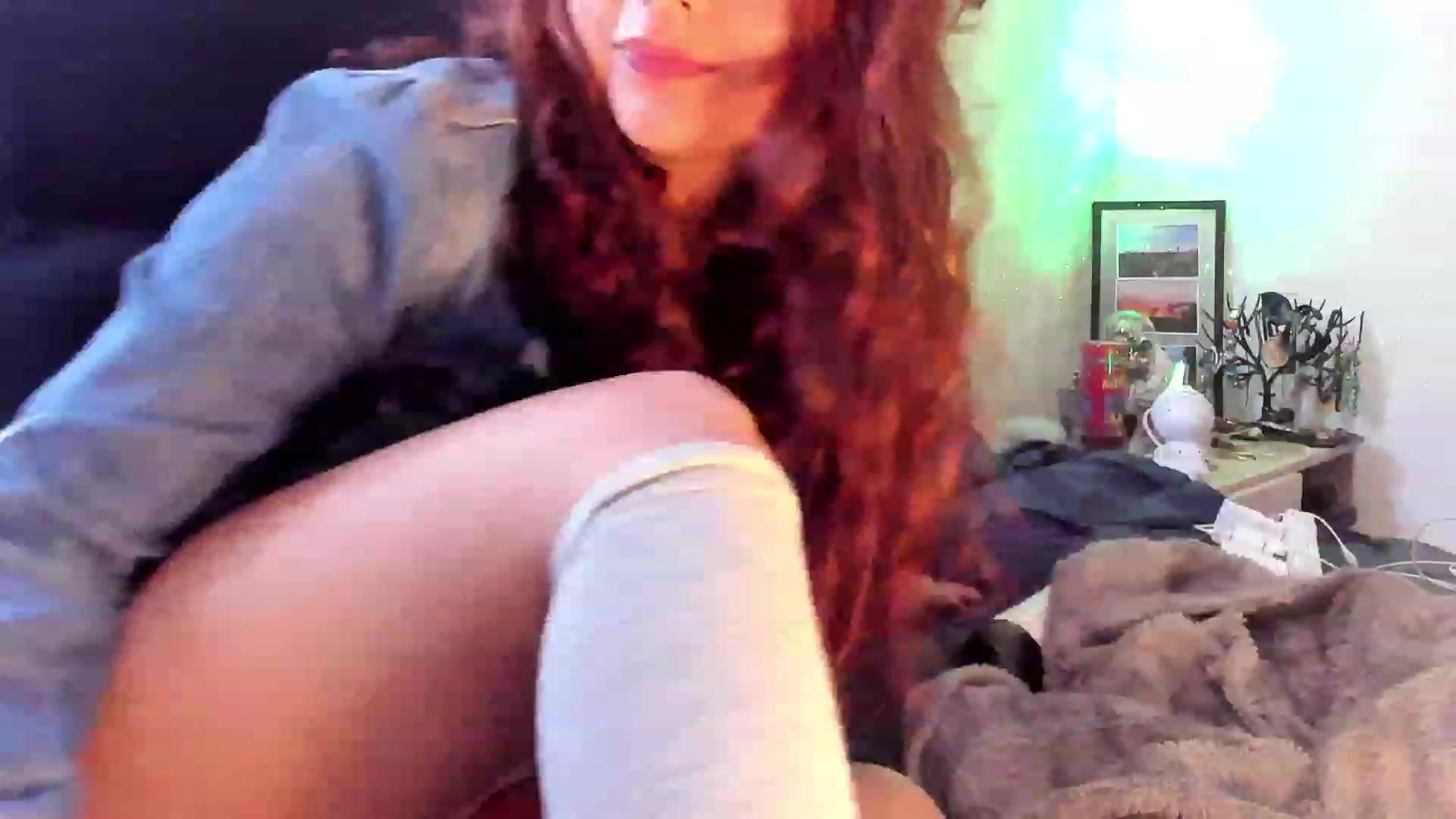Gallery image thumbnail from NaughtySaraa's myfreecams stream on, 03/14/2024, 05:43 image 9 of 20