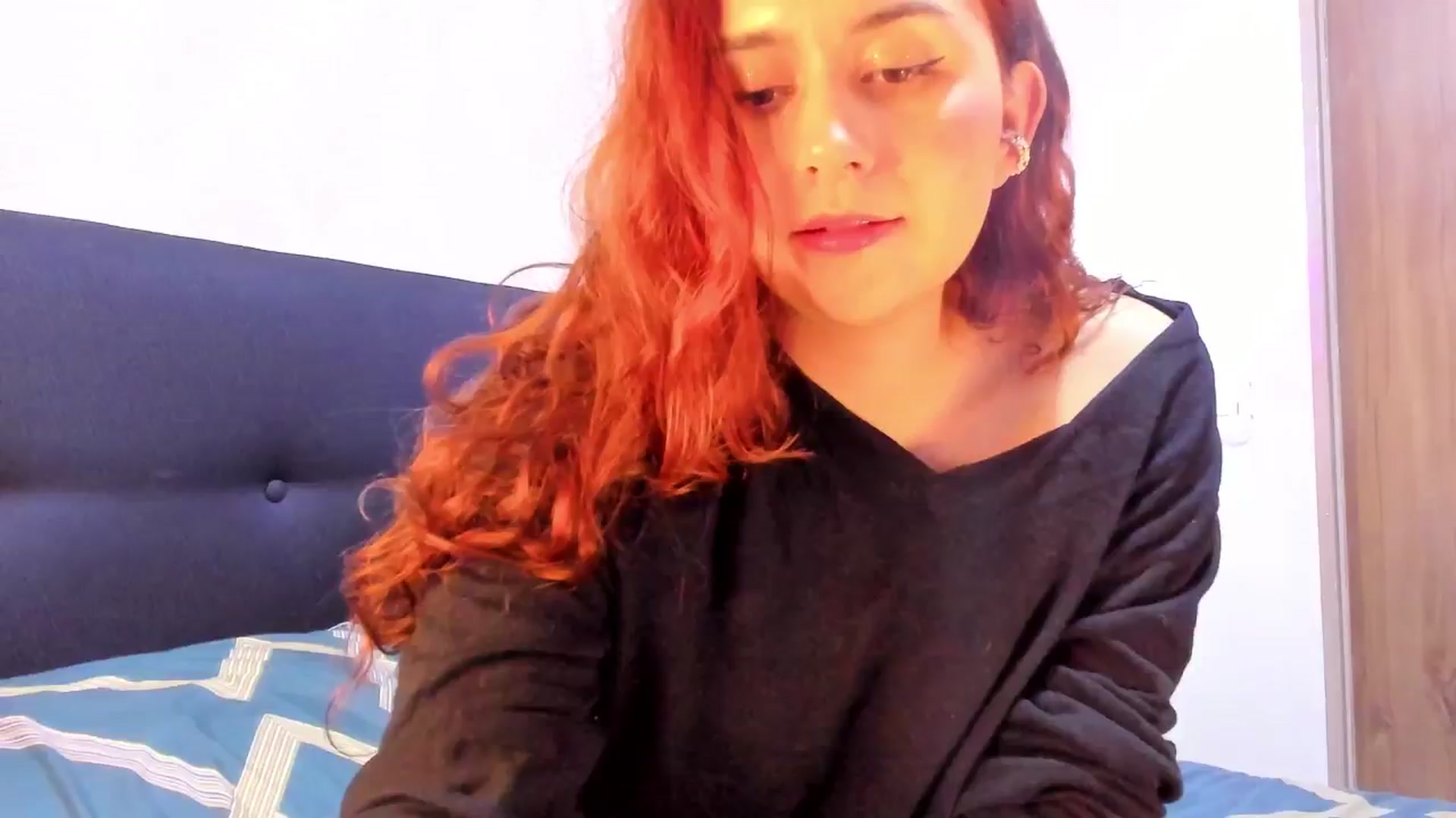 Gallery image thumbnail from NaughtySaraa's myfreecams stream on, 06/20/2024, 04:19 image 13 of 20
