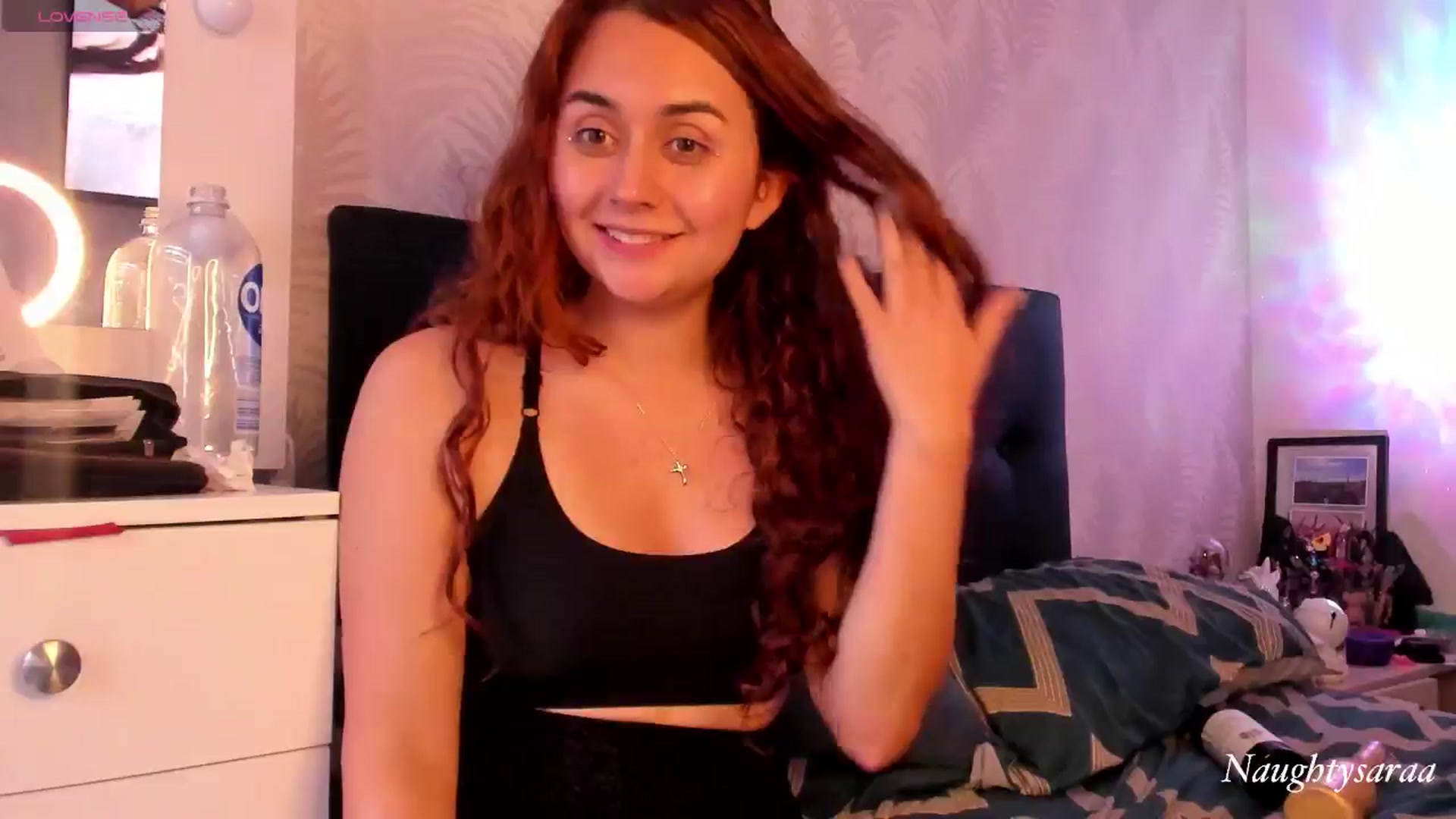 Gallery image thumbnail from NaughtySaraa's myfreecams stream on, 07/04/2024, 20:34 image 7 of 20