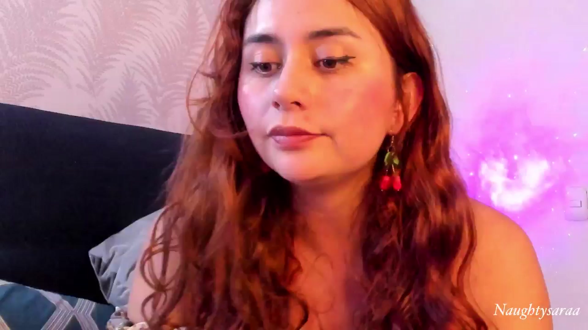 Gallery image thumbnail from NaughtySaraa's myfreecams stream on, 07/12/2024, 06:44 image 10 of 20
