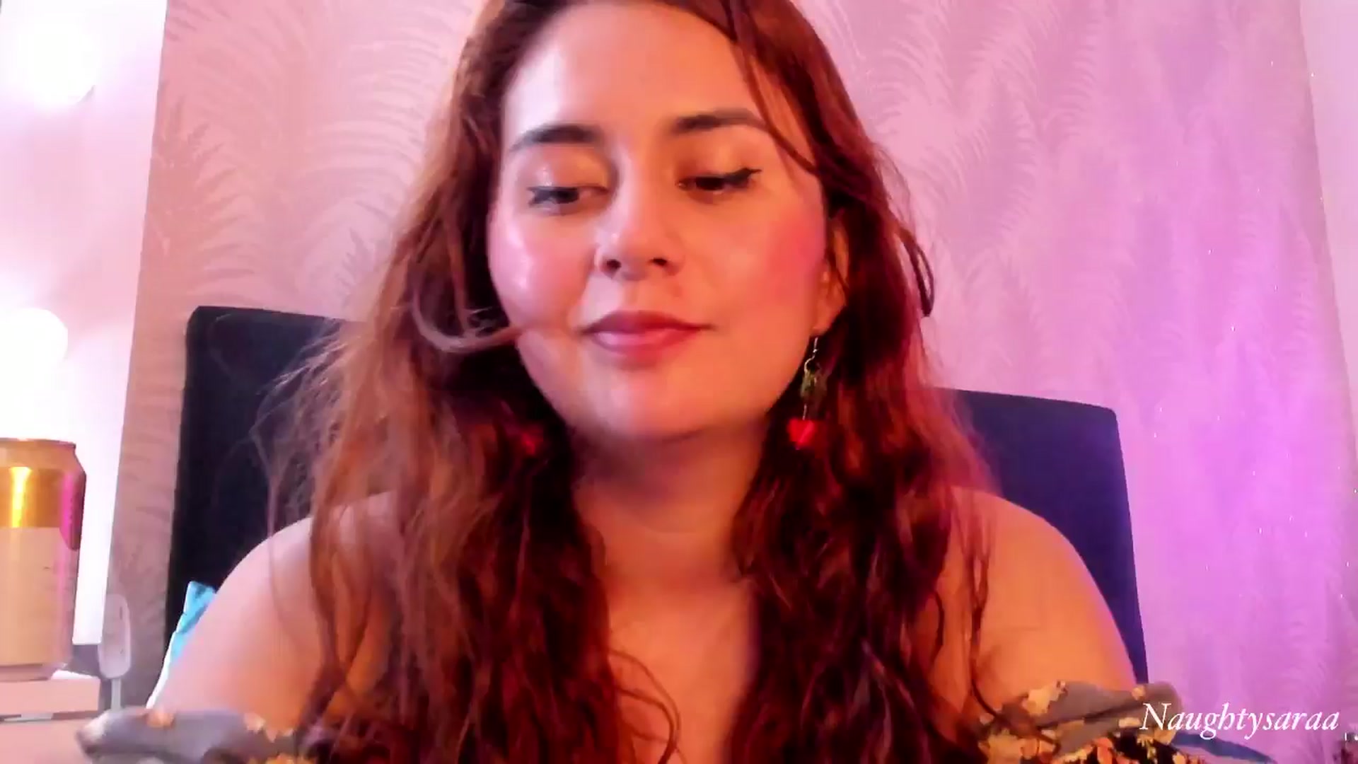 Gallery image thumbnail from NaughtySaraa's myfreecams stream on, 07/12/2024, 06:44 image 20 of 20