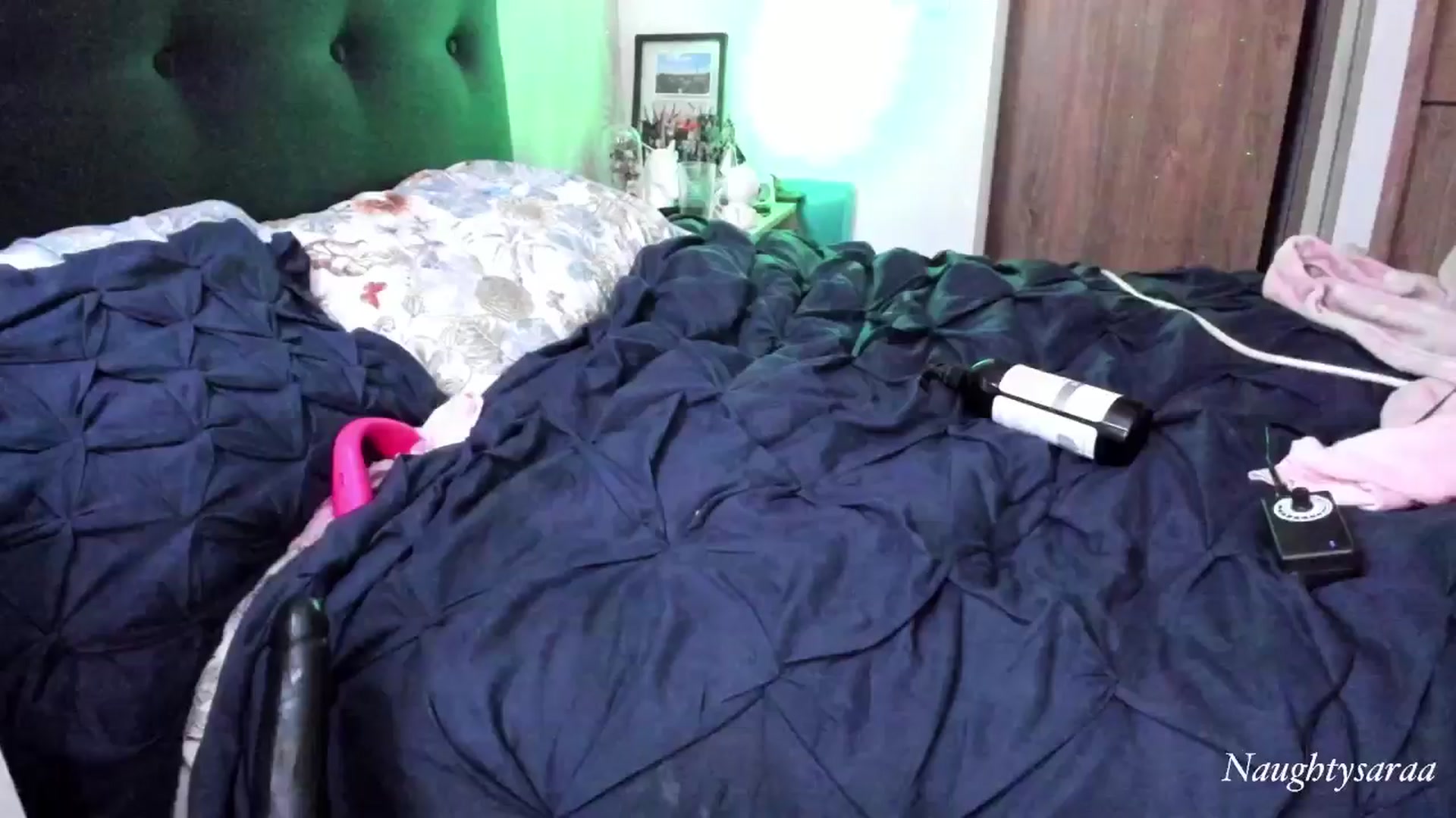 Gallery image thumbnail from NaughtySaraa's myfreecams stream on, 07/26/2024, 20:16 image 14 of 20