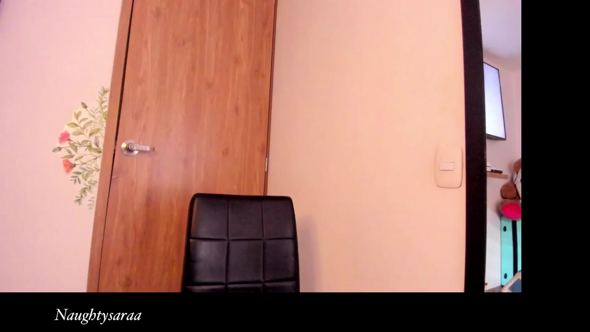 Gallery image thumbnail from NaughtySaraa's myfreecams stream on, 09/03/2024, 22:16 image 1 of 20