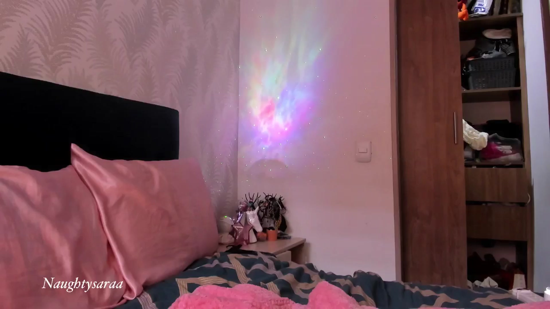 Gallery image thumbnail from NaughtySaraa's myfreecams stream on, 09/26/2024, 17:02 image 14 of 20