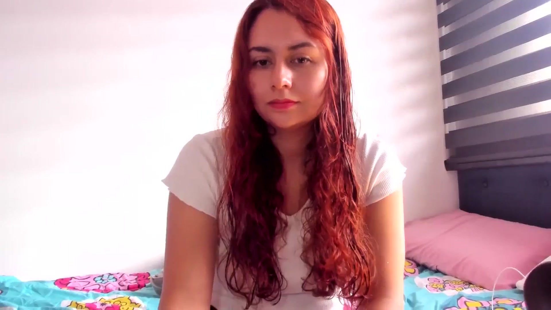 Gallery image thumbnail from NaughtySaraa's myfreecams stream on, 12/18/2024, 16:17 image 18 of 20