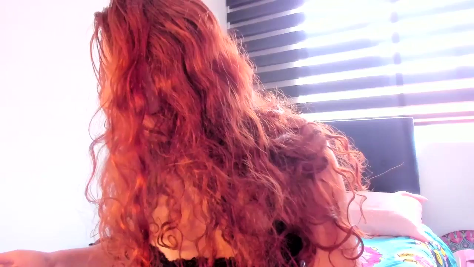 Gallery image thumbnail from NaughtySaraa's myfreecams stream on, 02/14/2025, 18:56 image 19 of 20