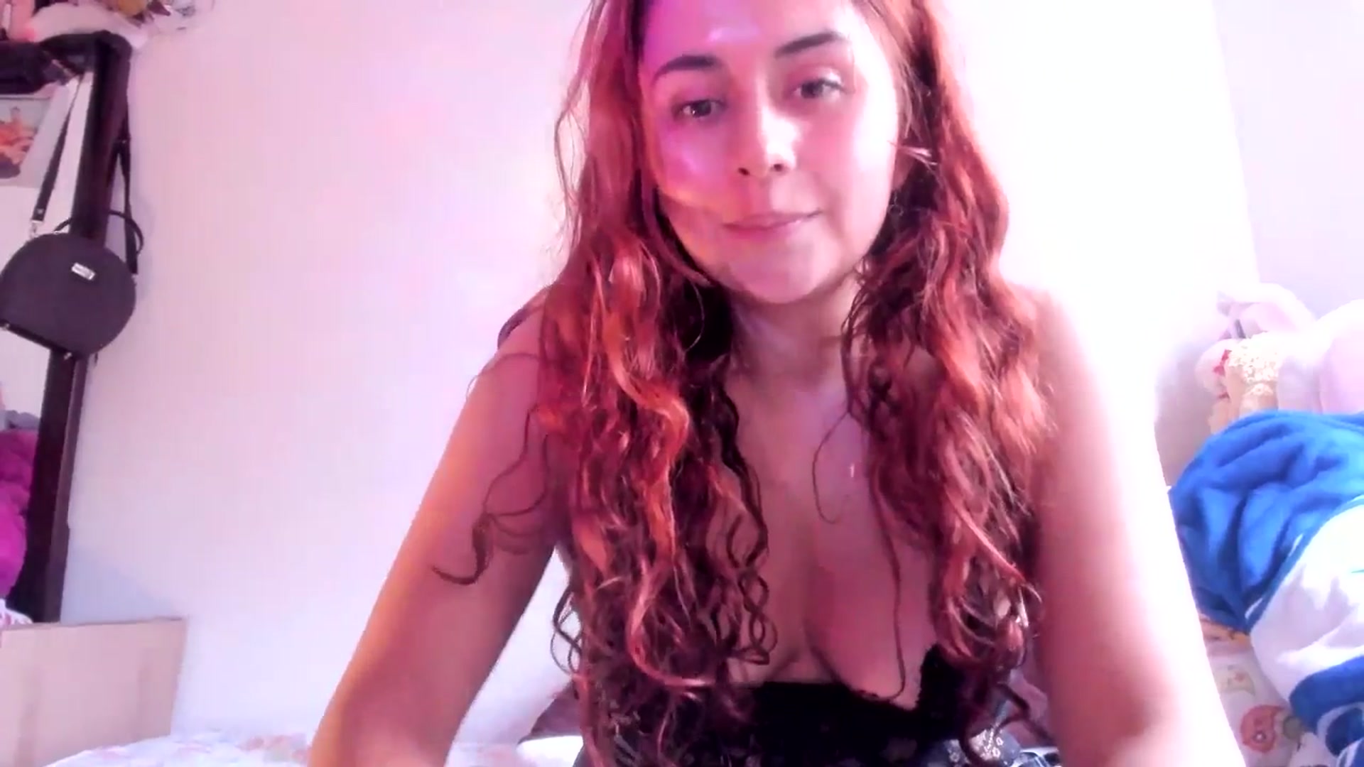Gallery image thumbnail from NaughtySaraa's myfreecams stream on, 02/25/2025, 20:34 image 11 of 20