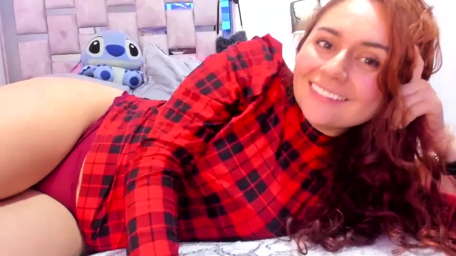 Gallery image thumbnail from NaughtySaraa's myfreecams stream on, 03/21/2025, 17:24 image 3 of 20
