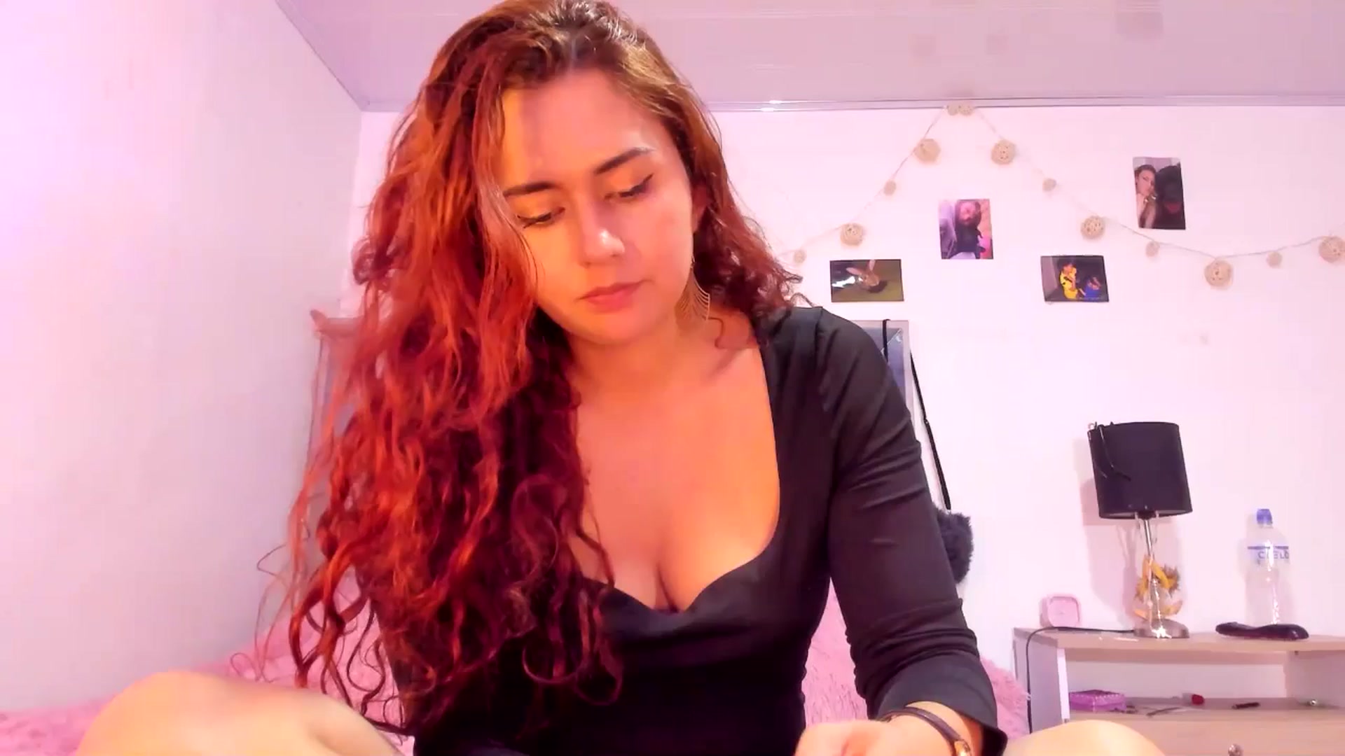 Gallery image thumbnail from NaughtySaraa's myfreecams stream on, 04/02/2025, 18:09 image 2 of 20