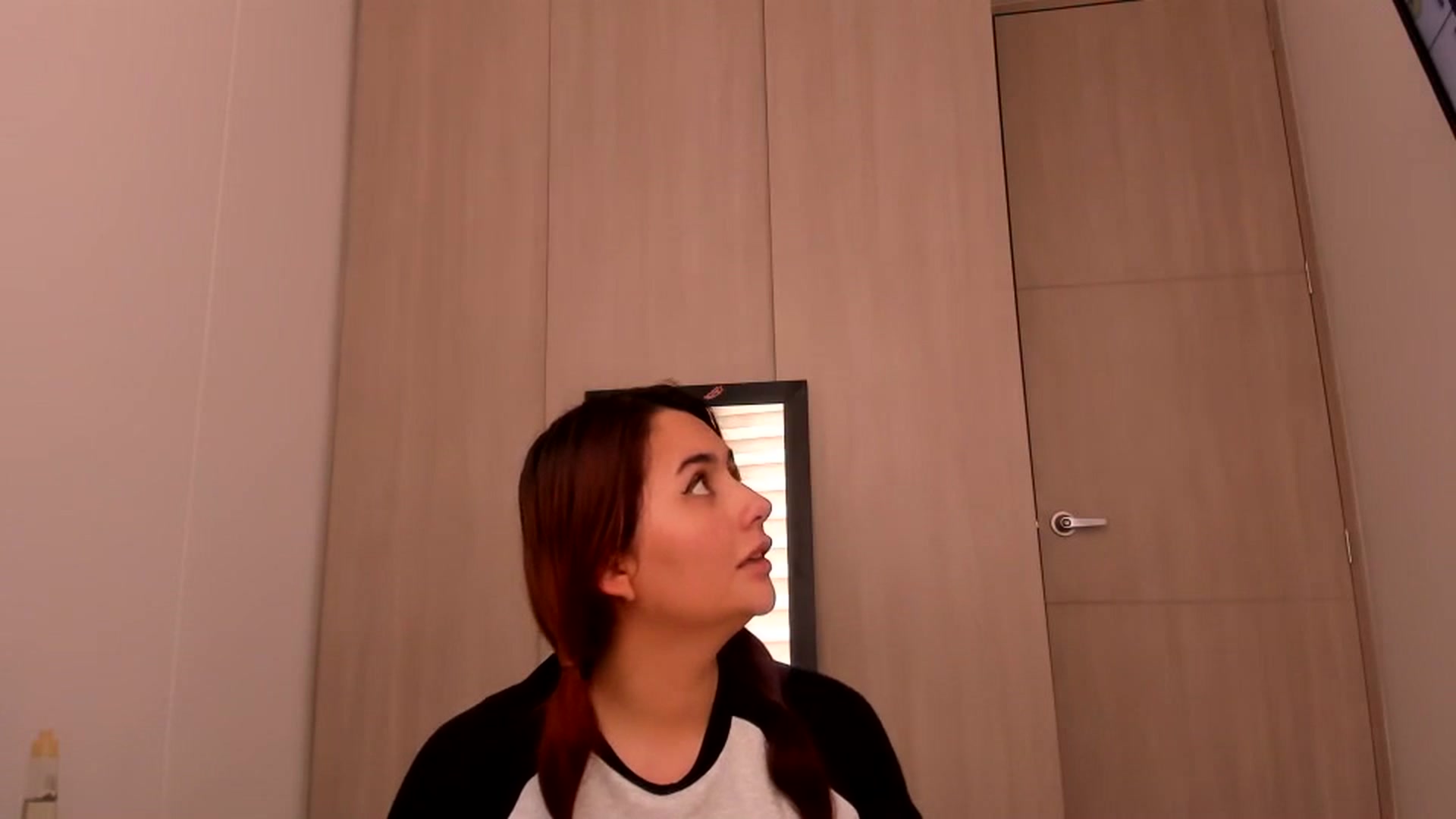 Gallery image thumbnail from NaughtySaraa's myfreecams stream on, 06/17/2025, 16:17 image 6 of 20