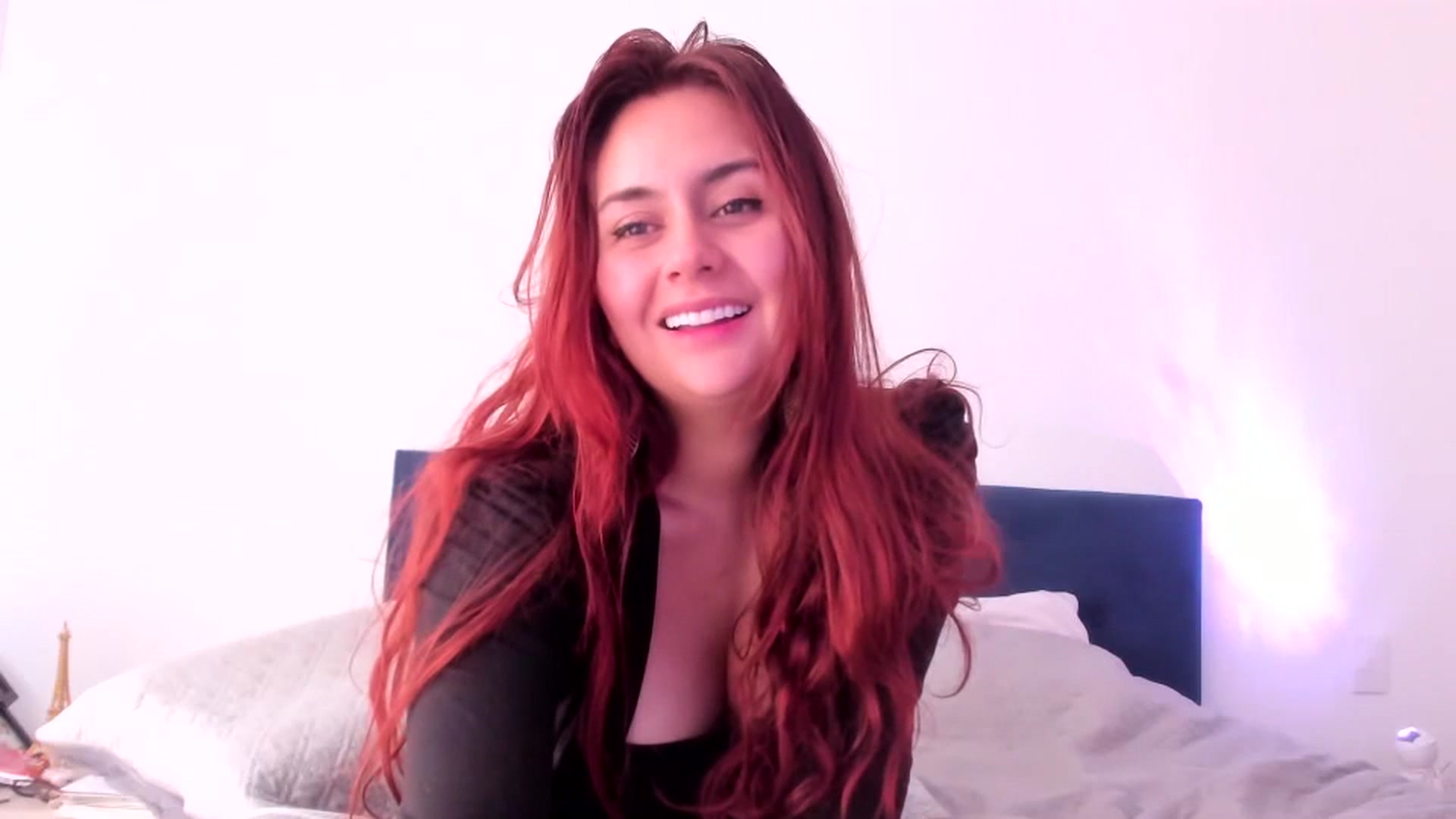 Gallery image thumbnail from NaughtySaraa's myfreecams stream on, 07/31/2025, 18:43 image 11 of 20