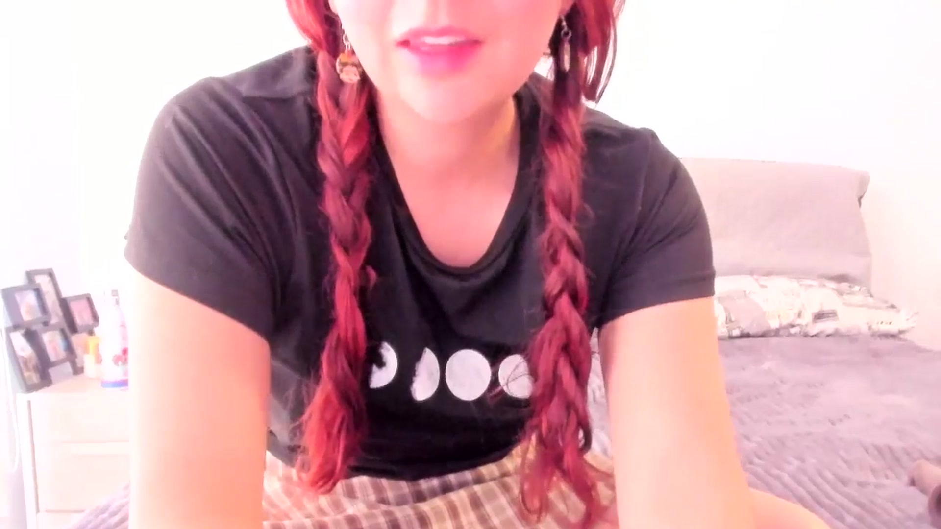 Gallery image thumbnail from NaughtySaraa's myfreecams stream on, 08/05/2025, 22:16 image 11 of 20