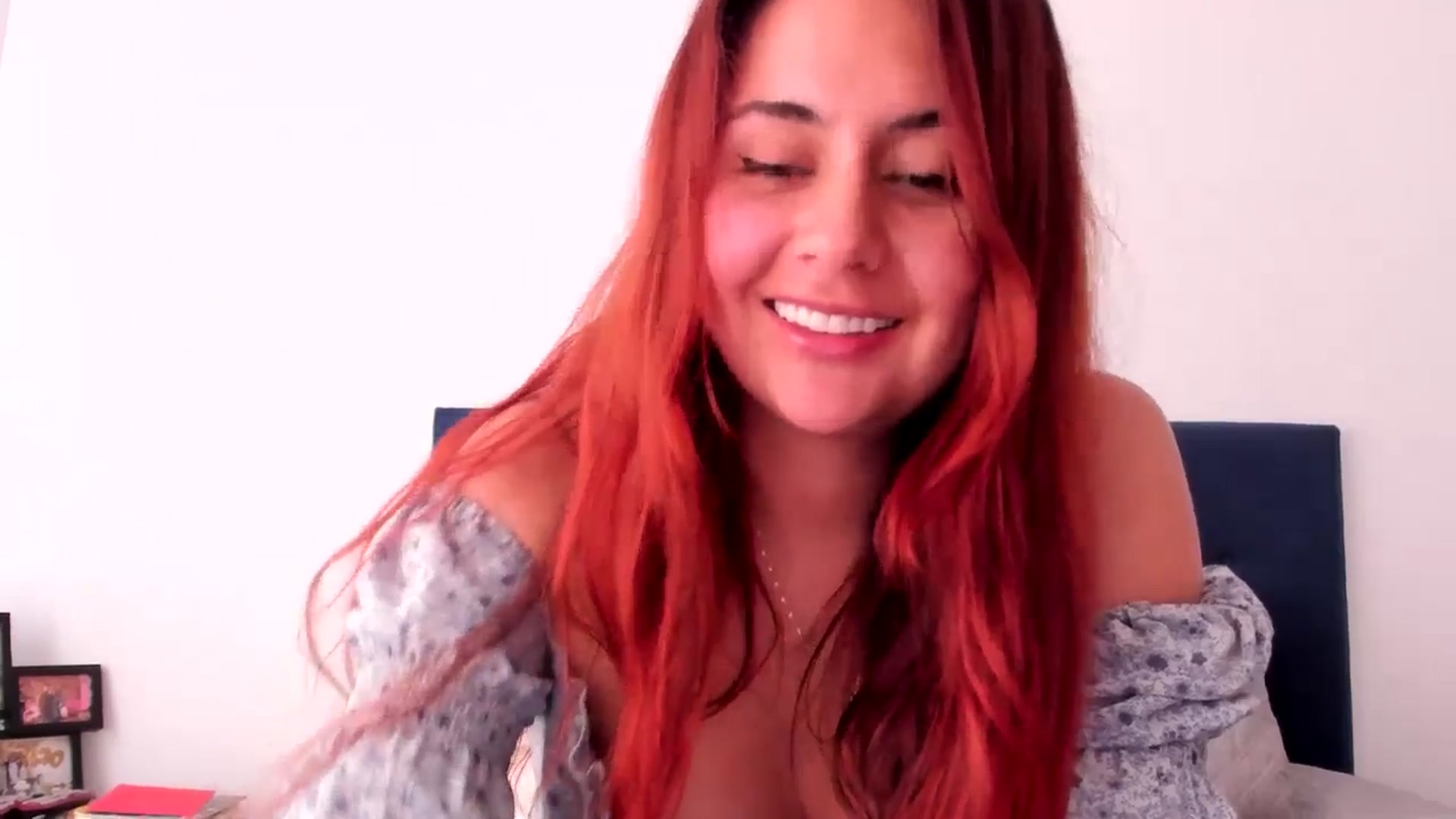 Gallery image thumbnail from NaughtySaraa's myfreecams stream on, 09/10/2025, 18:02 image 15 of 20