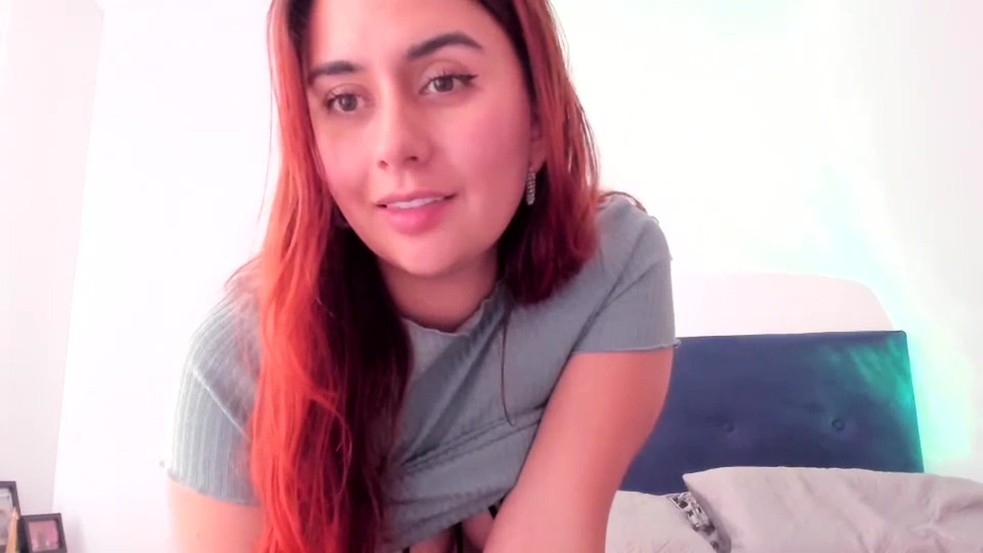 Gallery image thumbnail from NaughtySaraa's myfreecams stream on, 10/08/2025, 21:22 image 14 of 20