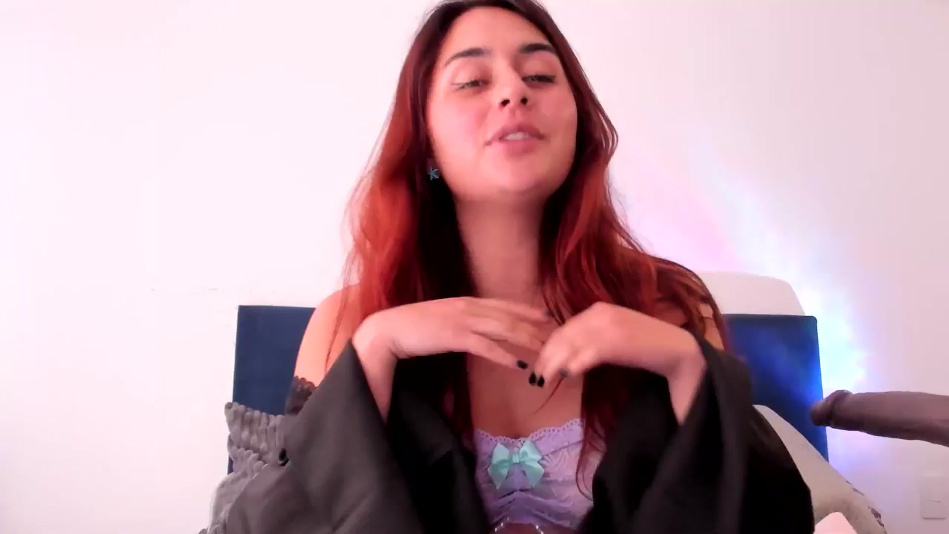 Gallery image thumbnail from NaughtySaraa's myfreecams stream on, 10/30/2025, 16:43 image 1 of 20