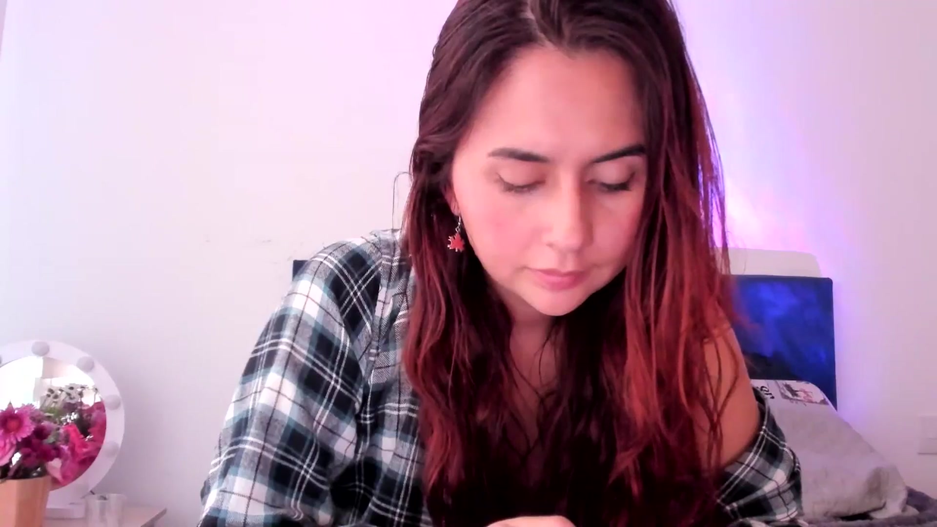 Gallery image thumbnail from NaughtySaraa's myfreecams stream on, 11/10/2025, 21:44 image 13 of 20