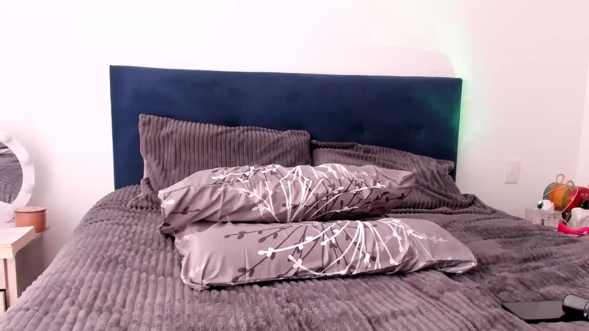 Gallery image thumbnail from NaughtySaraa's myfreecams stream on, 11/12/2025, 18:44 image 1 of 20