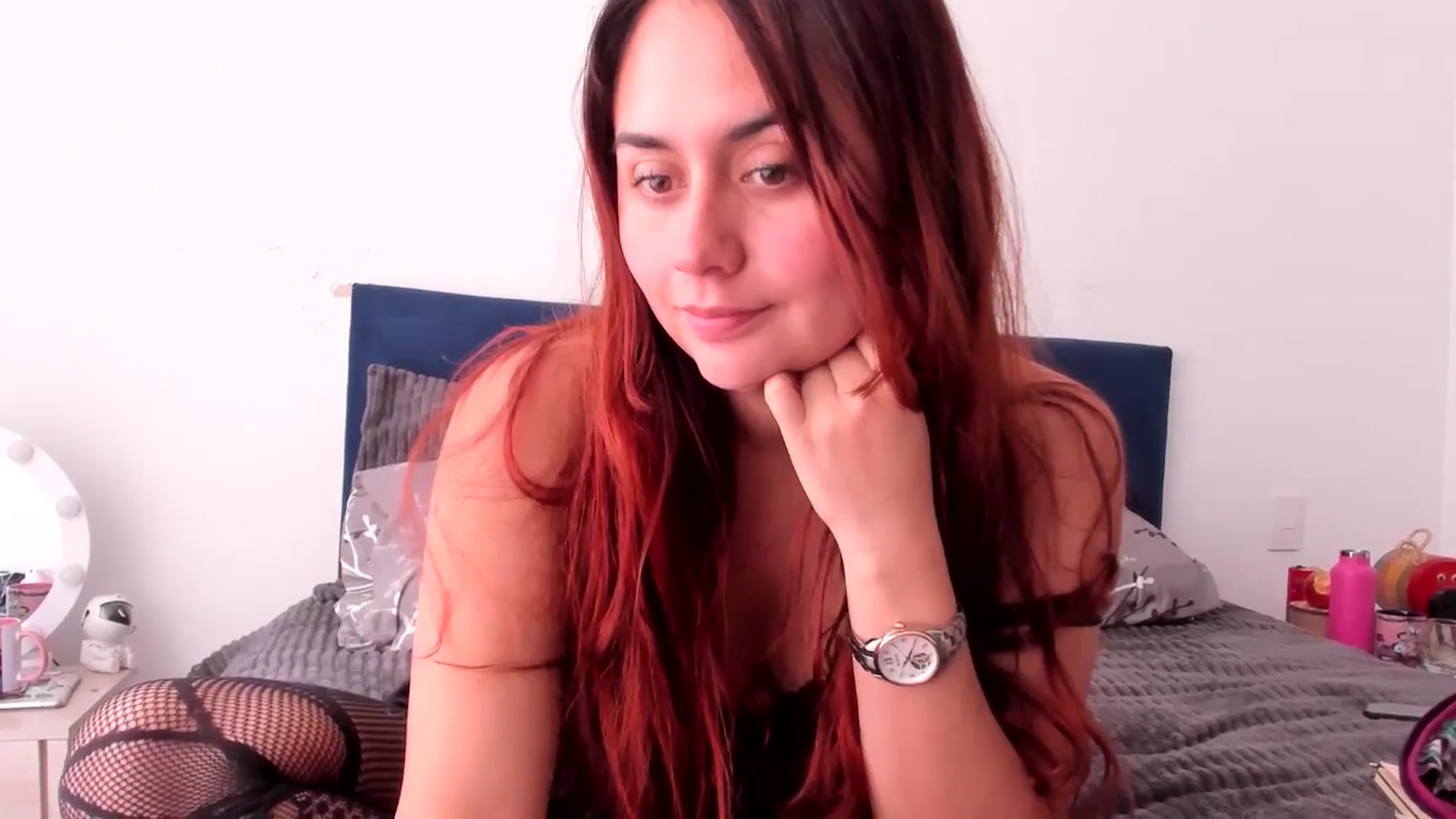 Gallery image thumbnail from NaughtySaraa's myfreecams stream on, 11/25/2025, 15:40 image 3 of 20