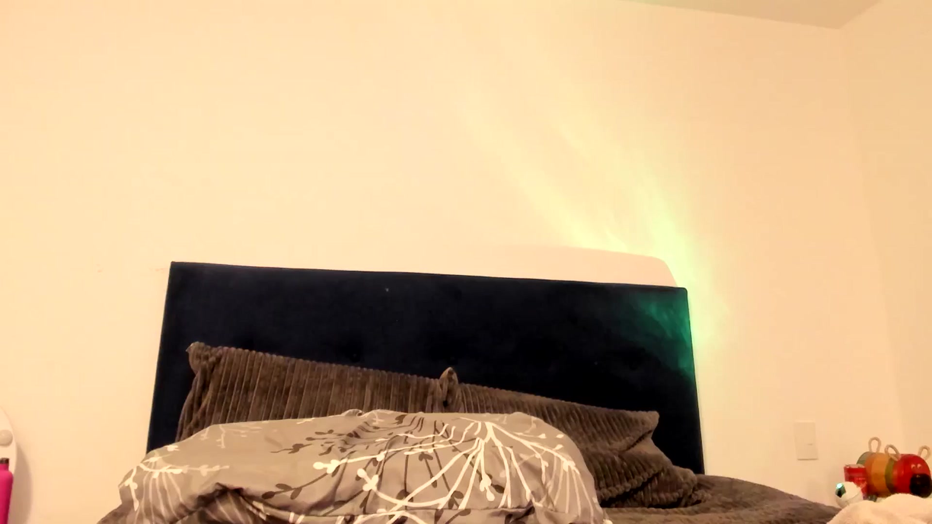 Gallery image thumbnail from NaughtySaraa's myfreecams stream on, 12/04/2025, 23:23 image 16 of 20