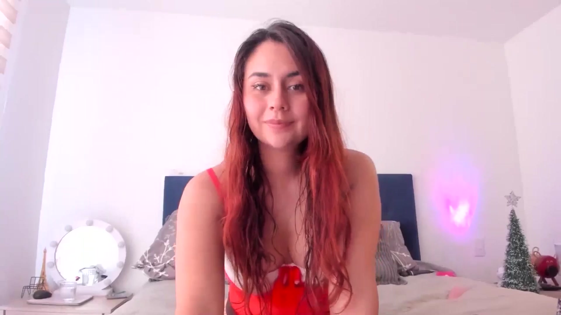 Gallery image thumbnail from NaughtySaraa's myfreecams stream on, 12/23/2025, 16:16 image 13 of 20
