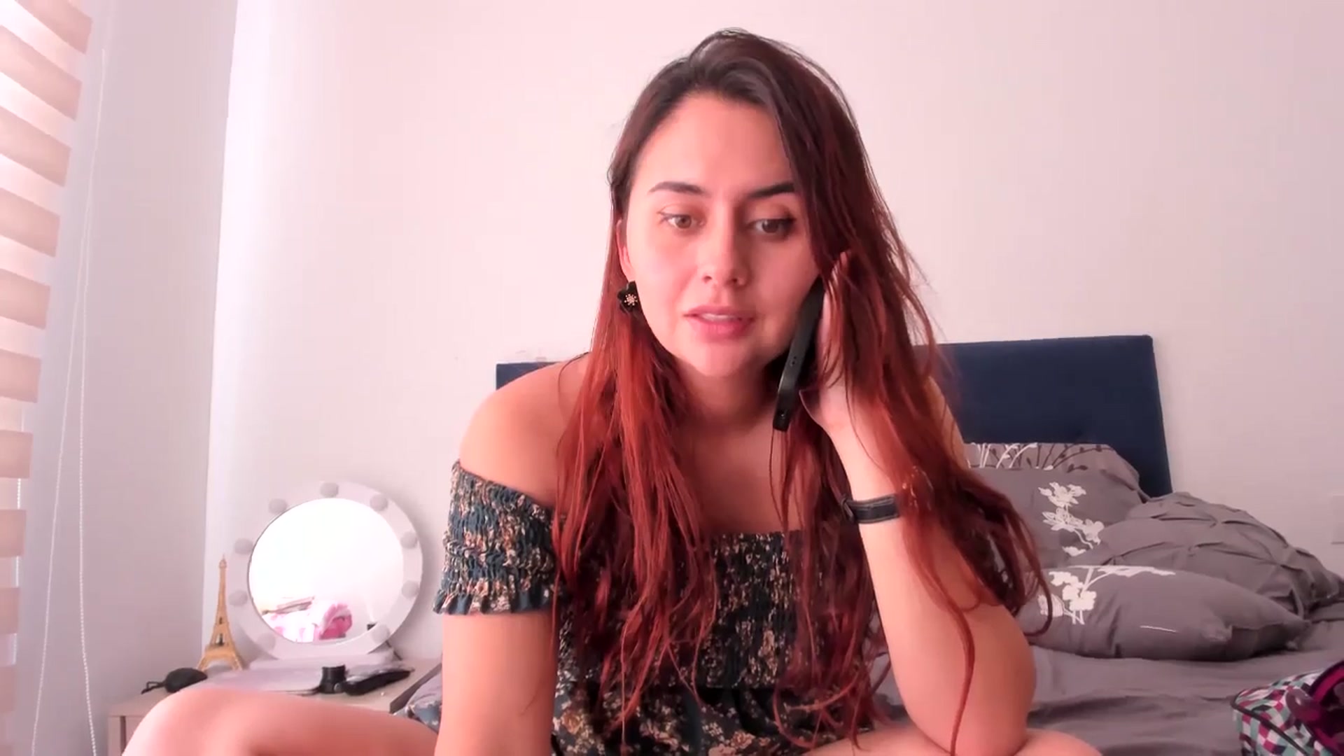 Gallery image thumbnail from NaughtySaraa's myfreecams stream on, 12/30/2025, 17:33 image 17 of 20