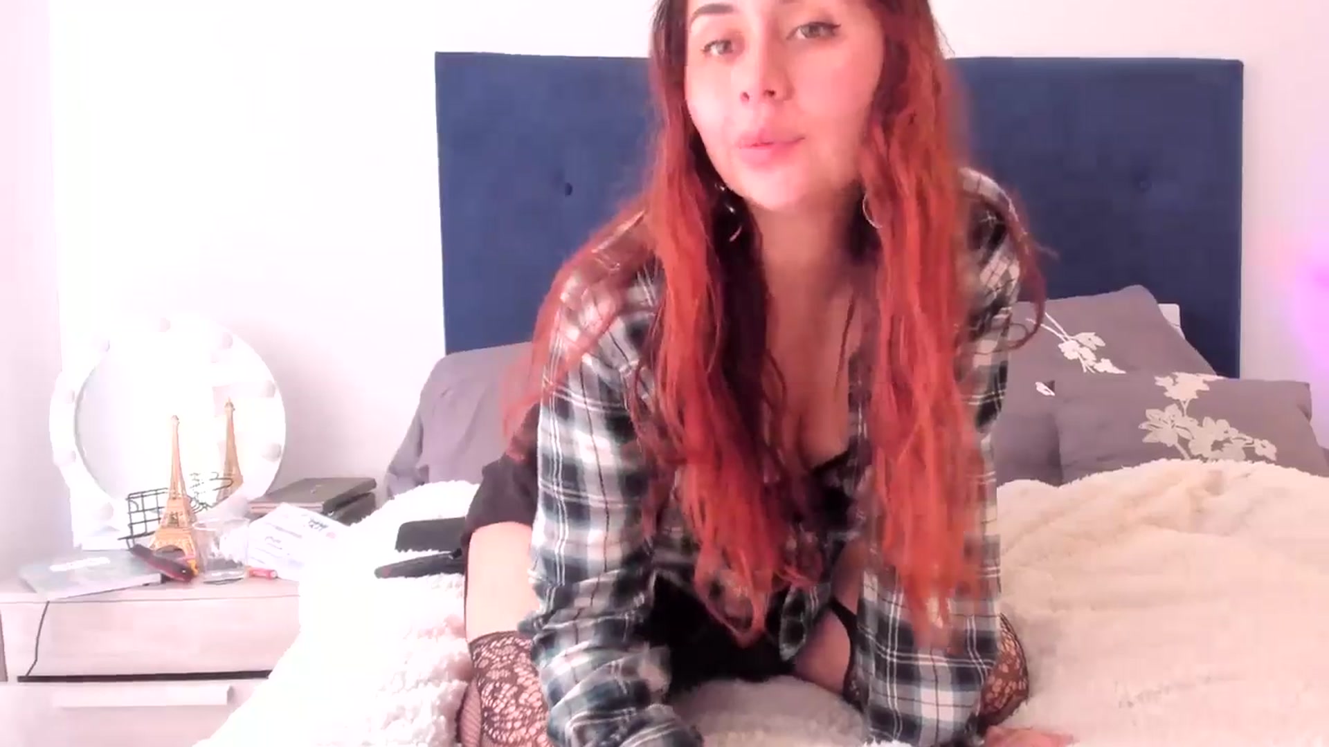 Gallery image thumbnail from NaughtySaraa's myfreecams stream on, 02/04/2026, 14:53 image 16 of 20