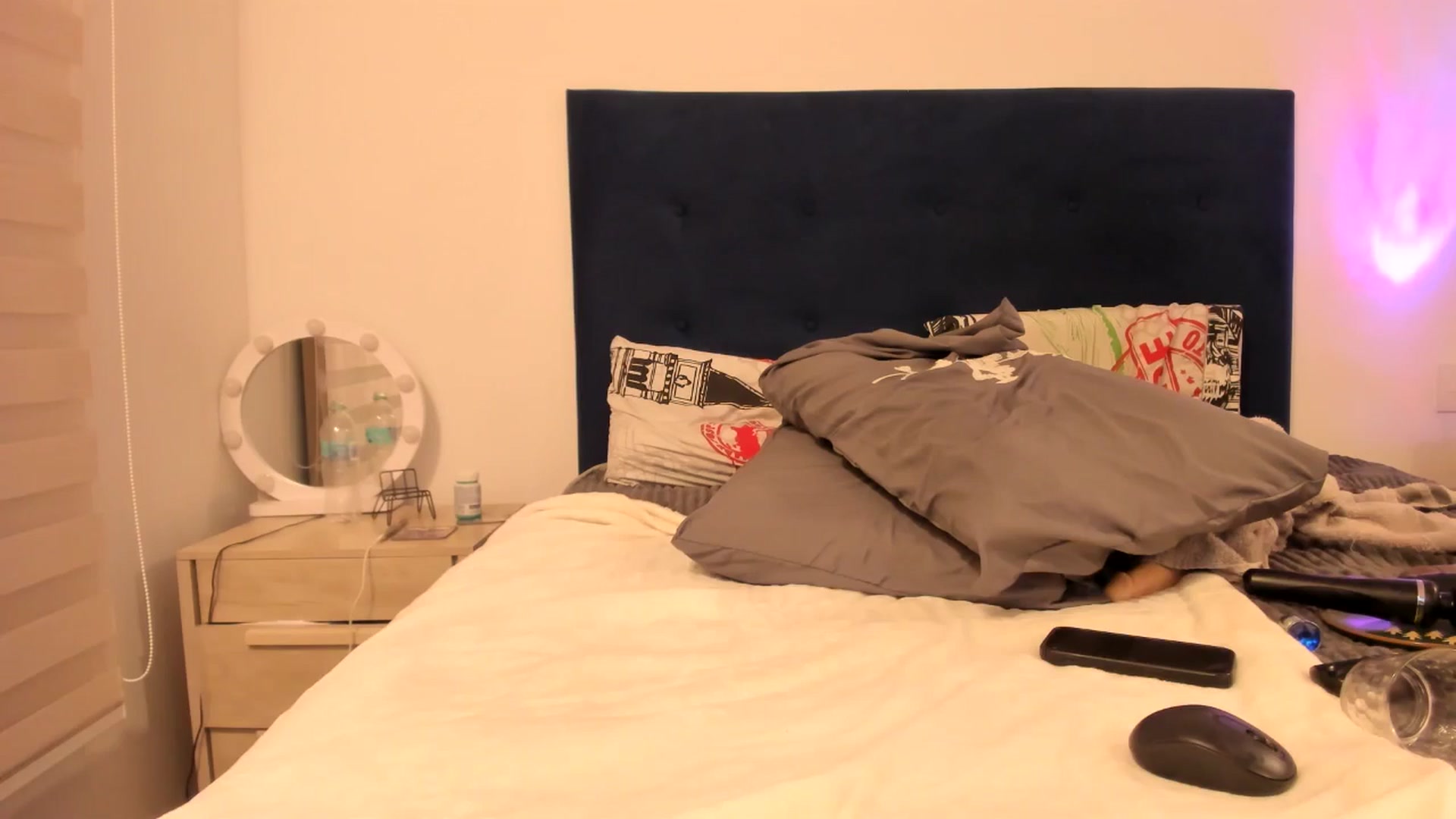 Gallery image thumbnail from NaughtySaraa's myfreecams stream on, 02/11/2026, 24:43 image 18 of 20