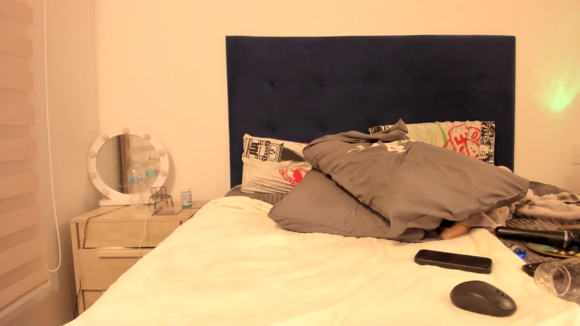 Gallery image thumbnail from NaughtySaraa's myfreecams stream on, 02/11/2026, 24:43 image 19 of 20