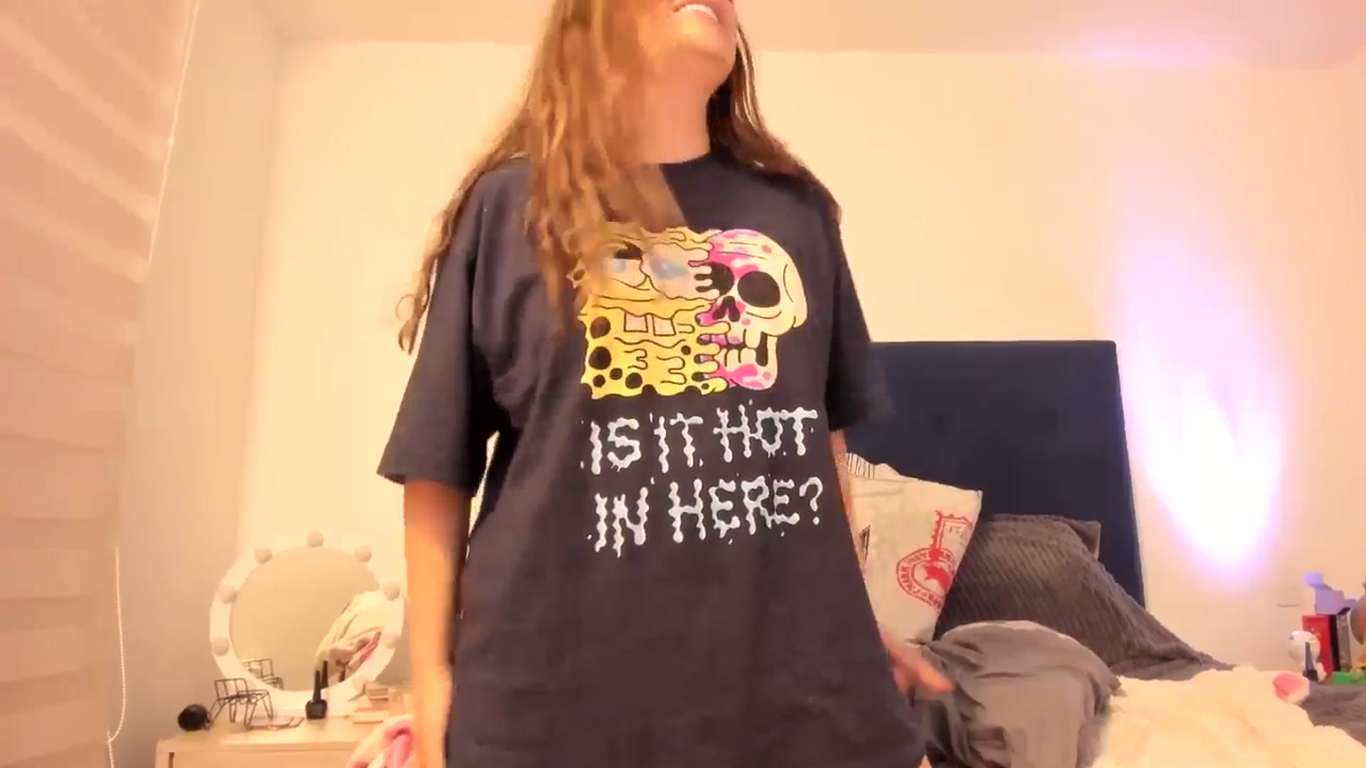 Gallery image thumbnail from NaughtySaraa's myfreecams stream on, 02/25/2026, 03:00 image 14 of 20
