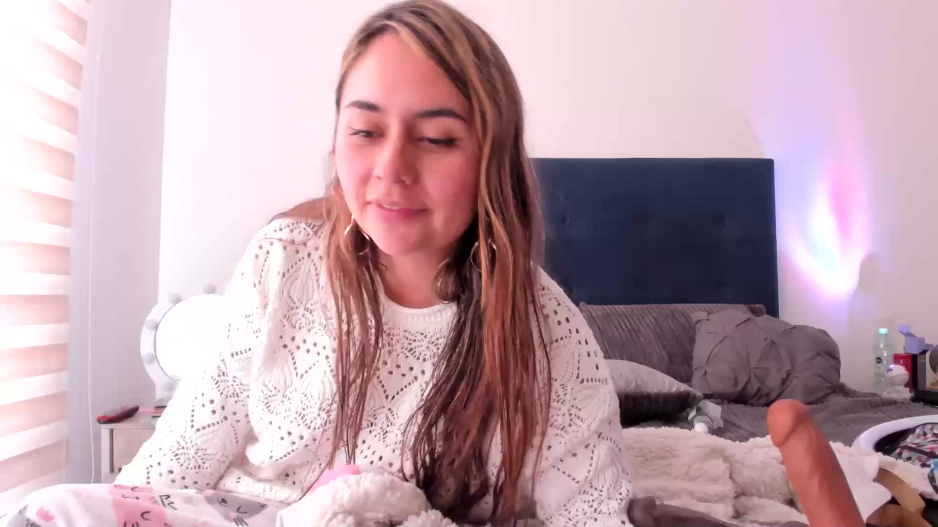 Gallery image thumbnail from NaughtySaraa's myfreecams stream on, 02/27/2026, 18:17 image 7 of 20