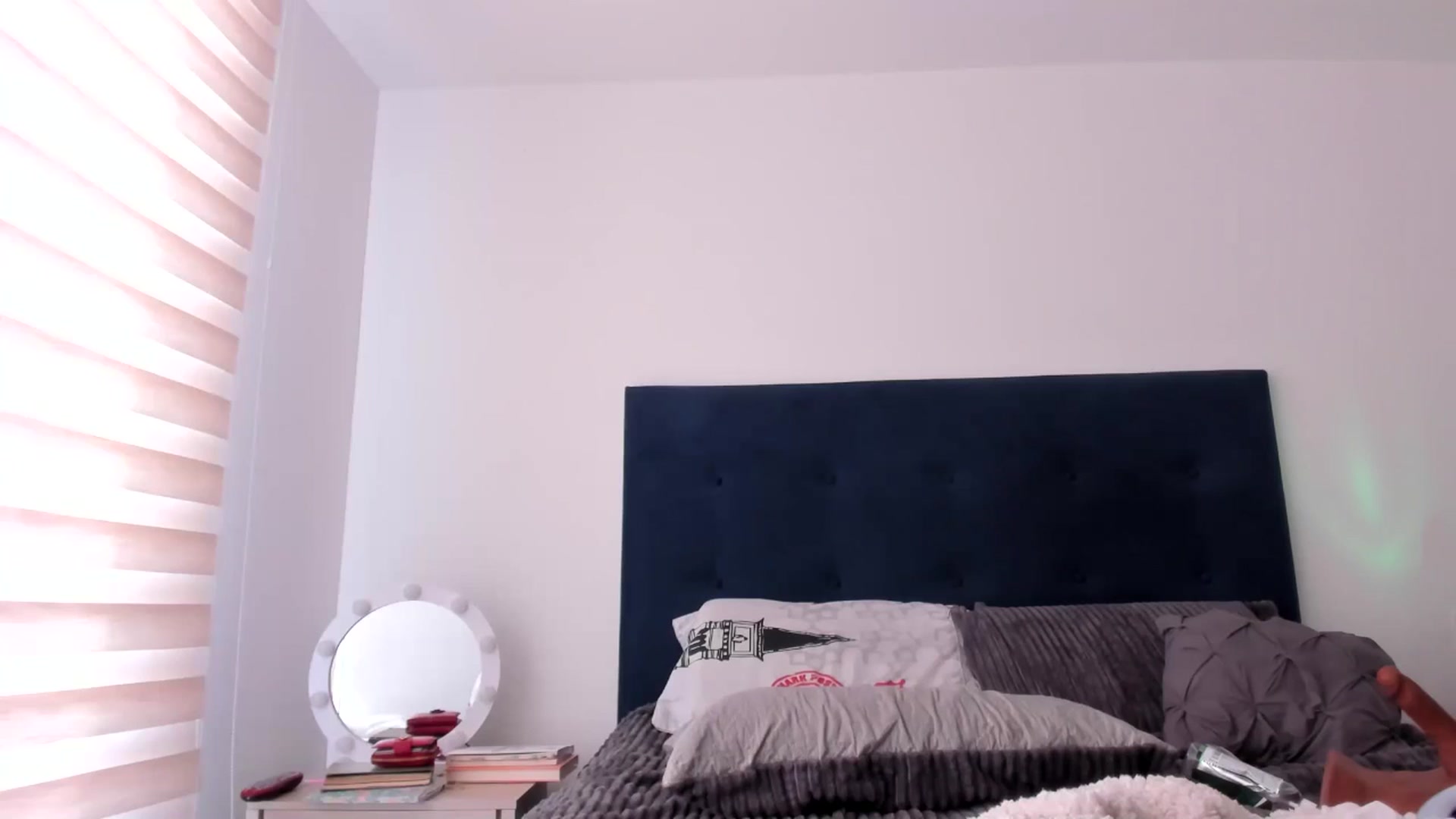 Gallery image thumbnail from NaughtySaraa's myfreecams stream on, 02/27/2026, 18:17 image 1 of 20