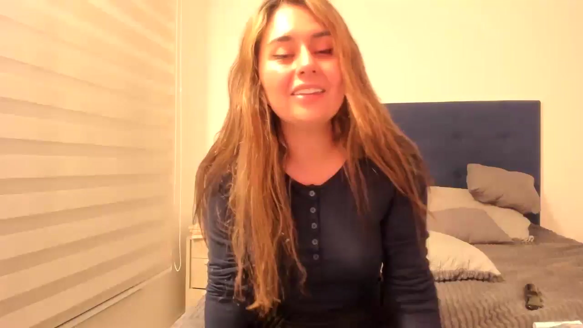 Gallery image thumbnail from NaughtySaraa's myfreecams stream on, 04/09/2026, 23:24 image 20 of 20