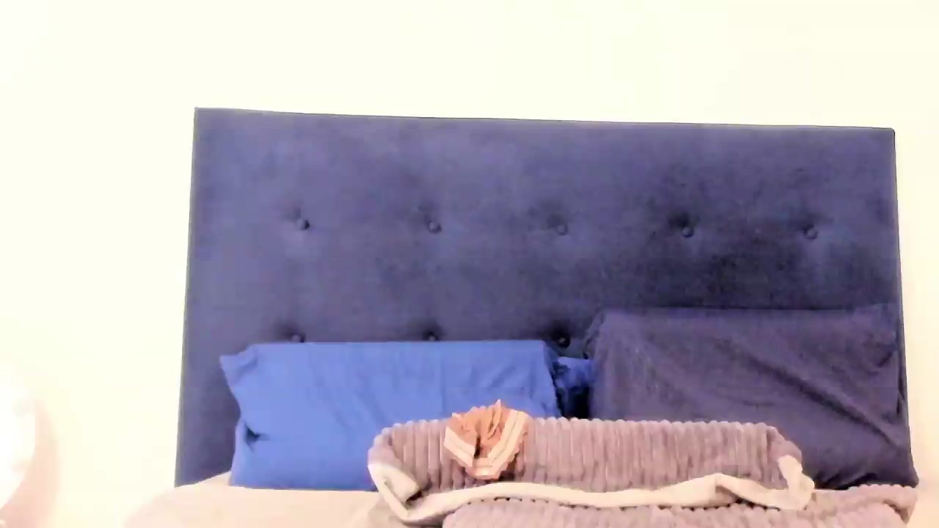 Gallery image thumbnail from NaughtySaraa's myfreecams stream on, 06/11/2026, 21:01 image 20 of 20
