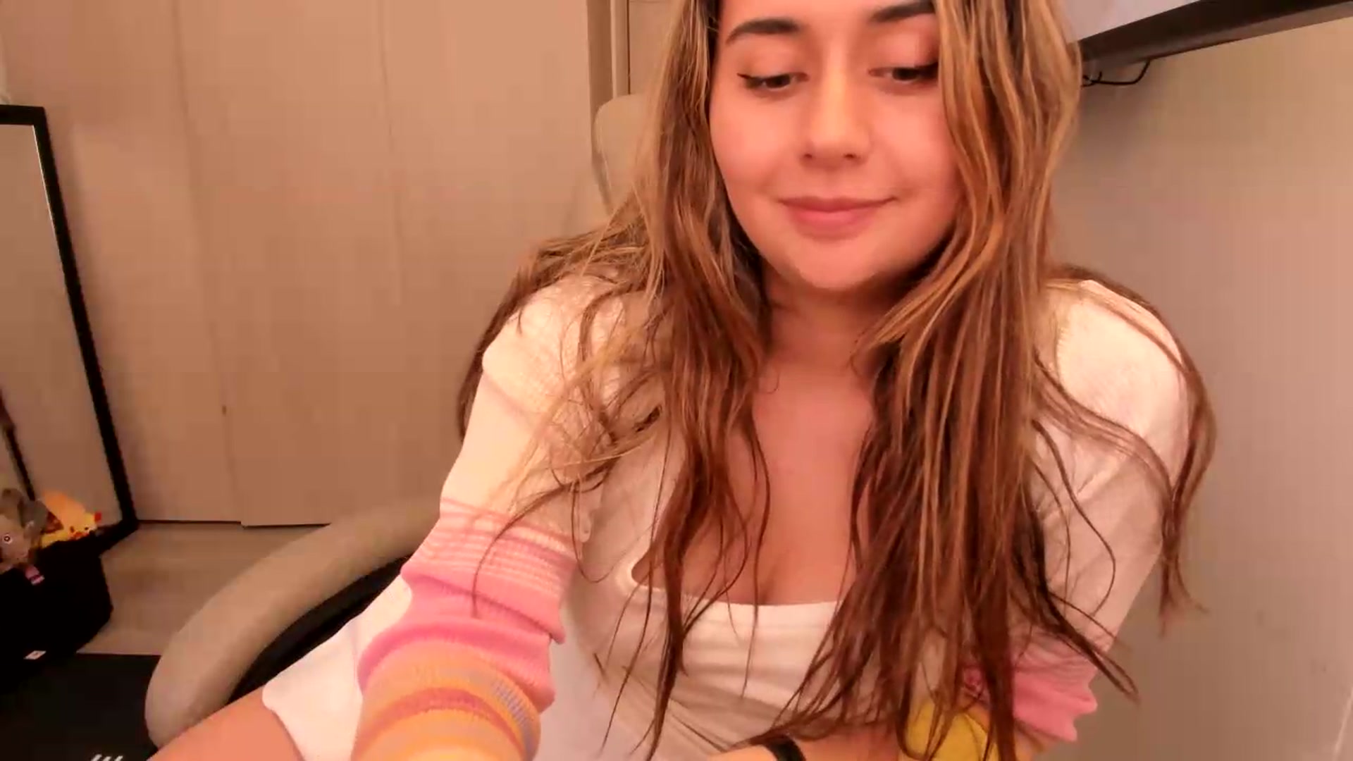 Gallery image thumbnail from NaughtySaraa's myfreecams stream on, 07/31/2026, 19:42 image 20 of 20