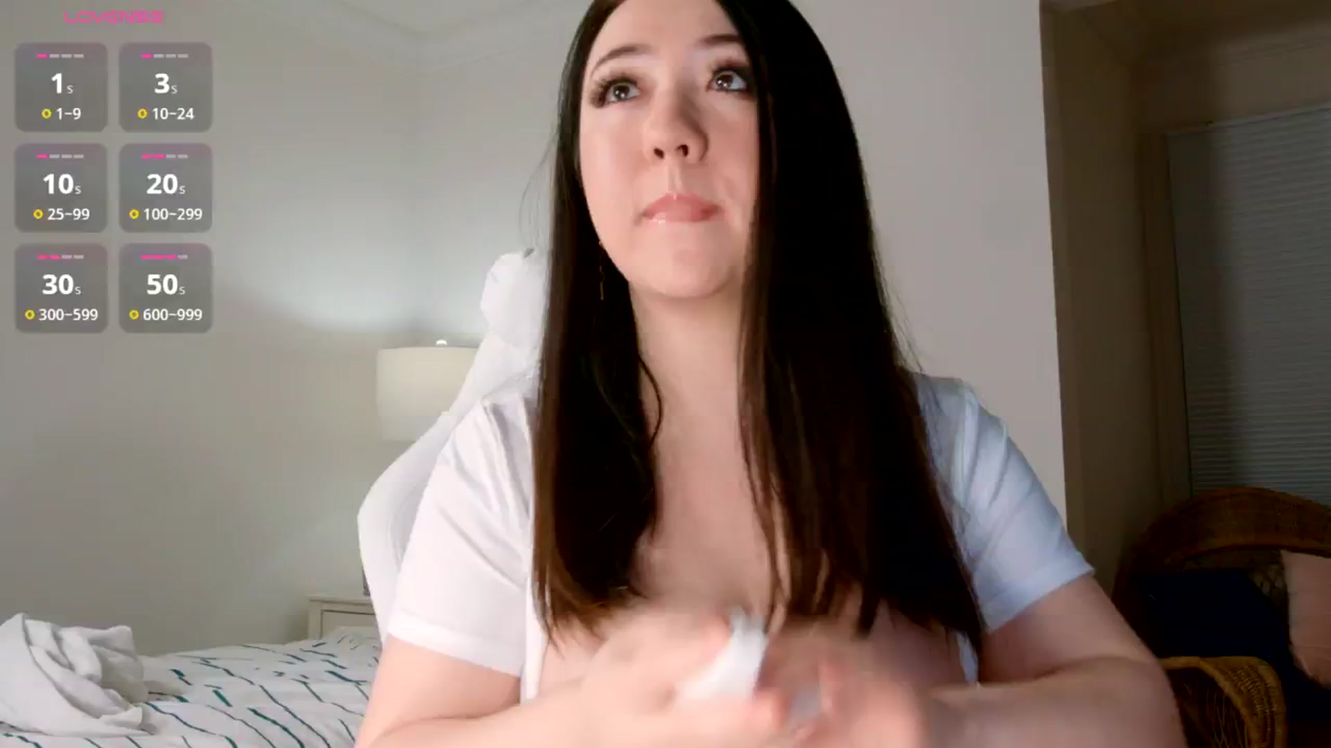 Gallery image thumbnail from NaughtyTilly's myfreecams stream on, 01/22/2025, 07:09 image 17 of 20