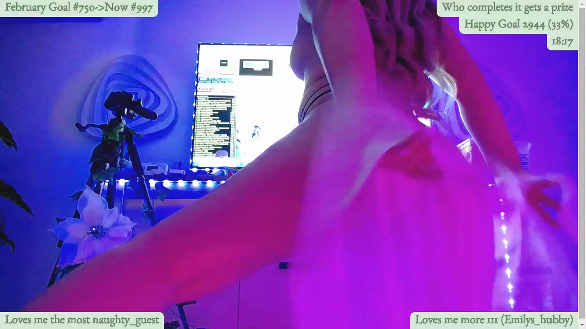 Gallery image thumbnail from Naughty_Emily's myfreecams stream on, 02/27/2024, 10:24 image 4 of 20