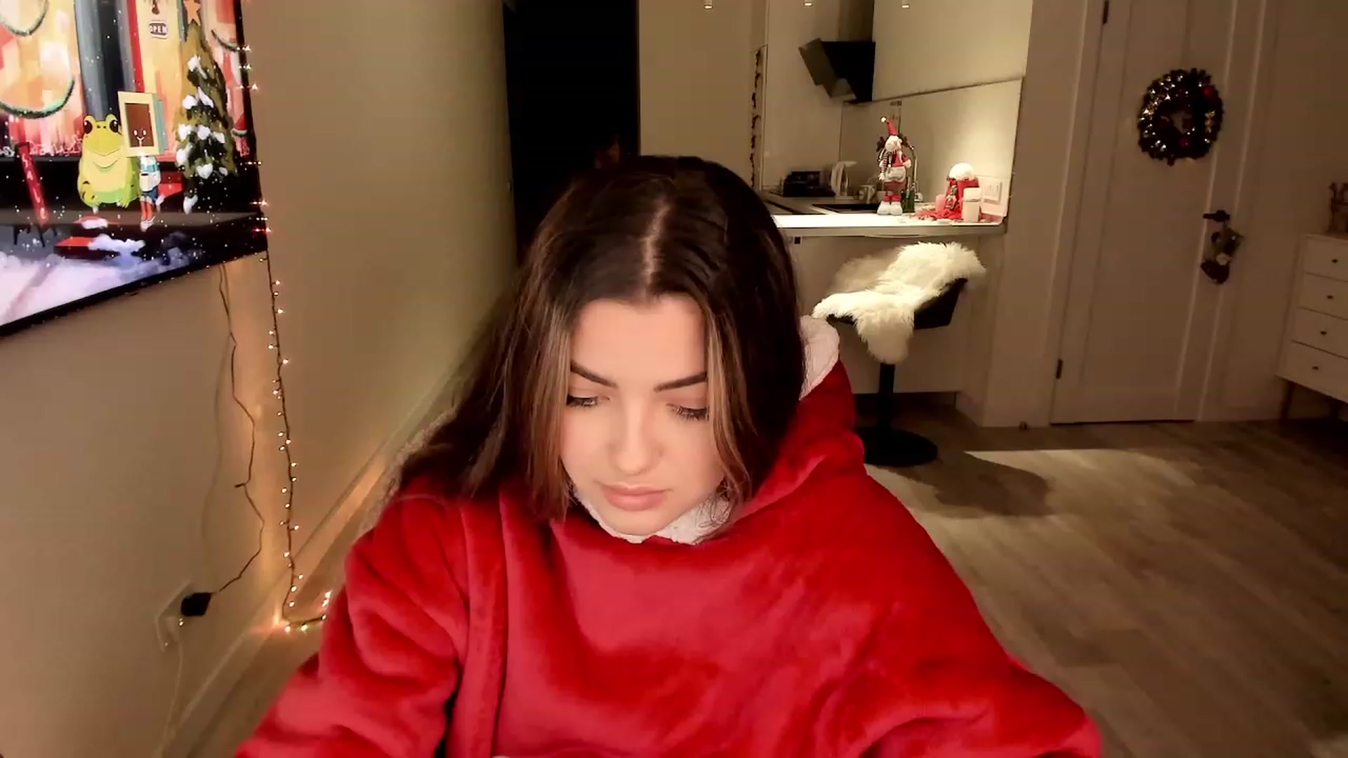 Gallery image thumbnail from Naughty_Inna_'s myfreecams stream on, 11/27/2022, 18:28 image 17 of 20