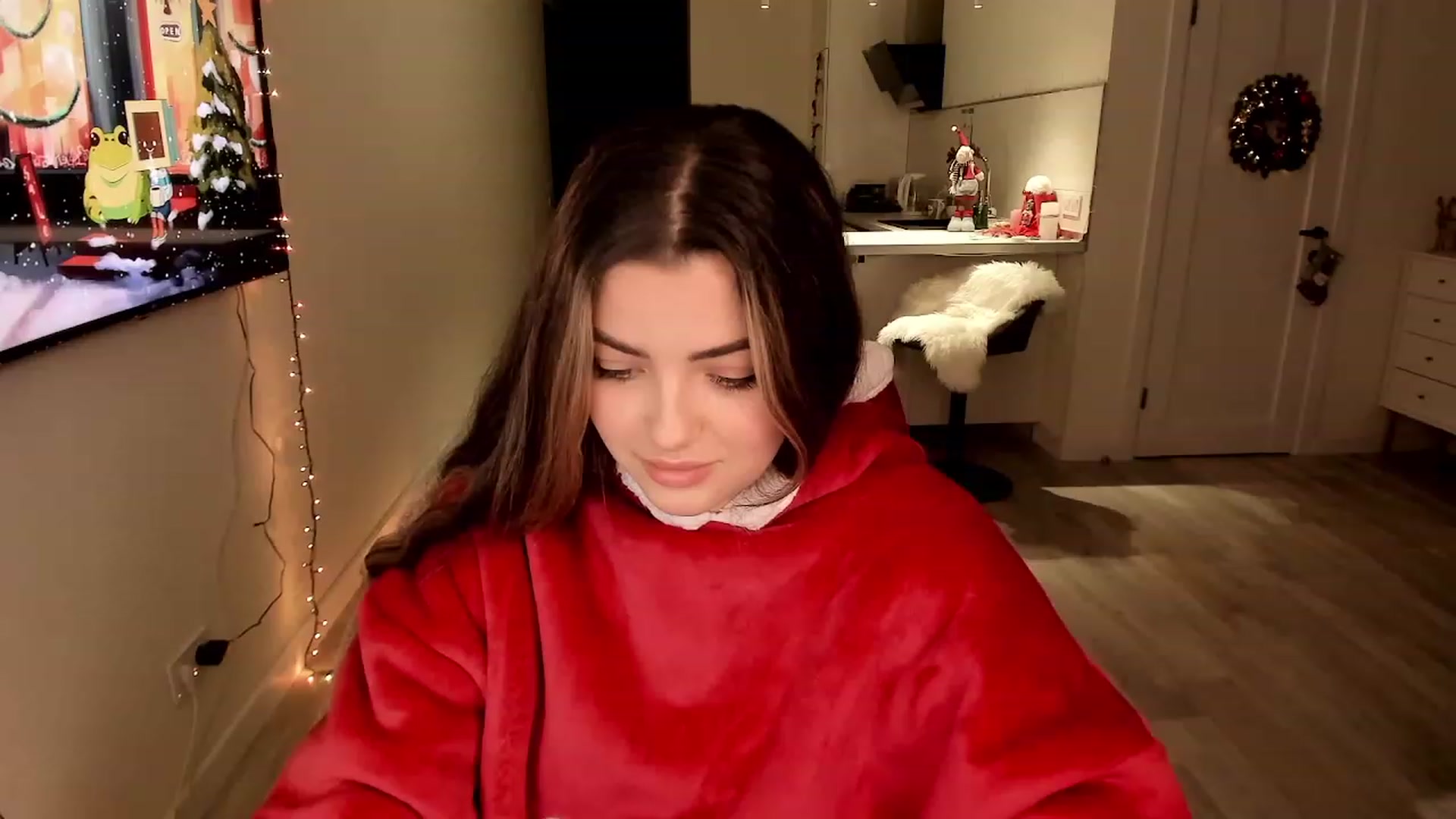 Gallery image thumbnail from Naughty_Inna_'s myfreecams stream on, 11/27/2022, 18:28 image 18 of 20