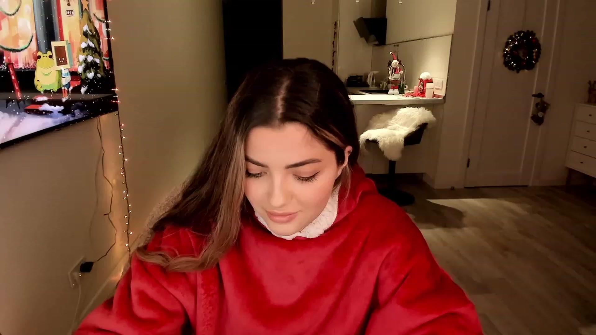Gallery image thumbnail from Naughty_Inna_'s myfreecams stream on, 11/27/2022, 18:28 image 16 of 20