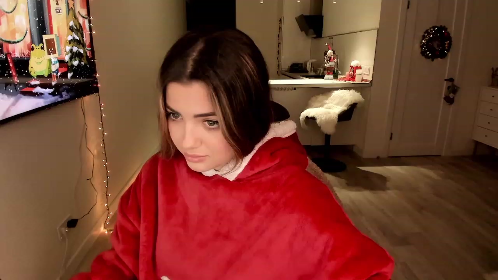 Gallery image thumbnail from Naughty_Inna_'s myfreecams stream on, 11/27/2022, 18:28 image 15 of 20