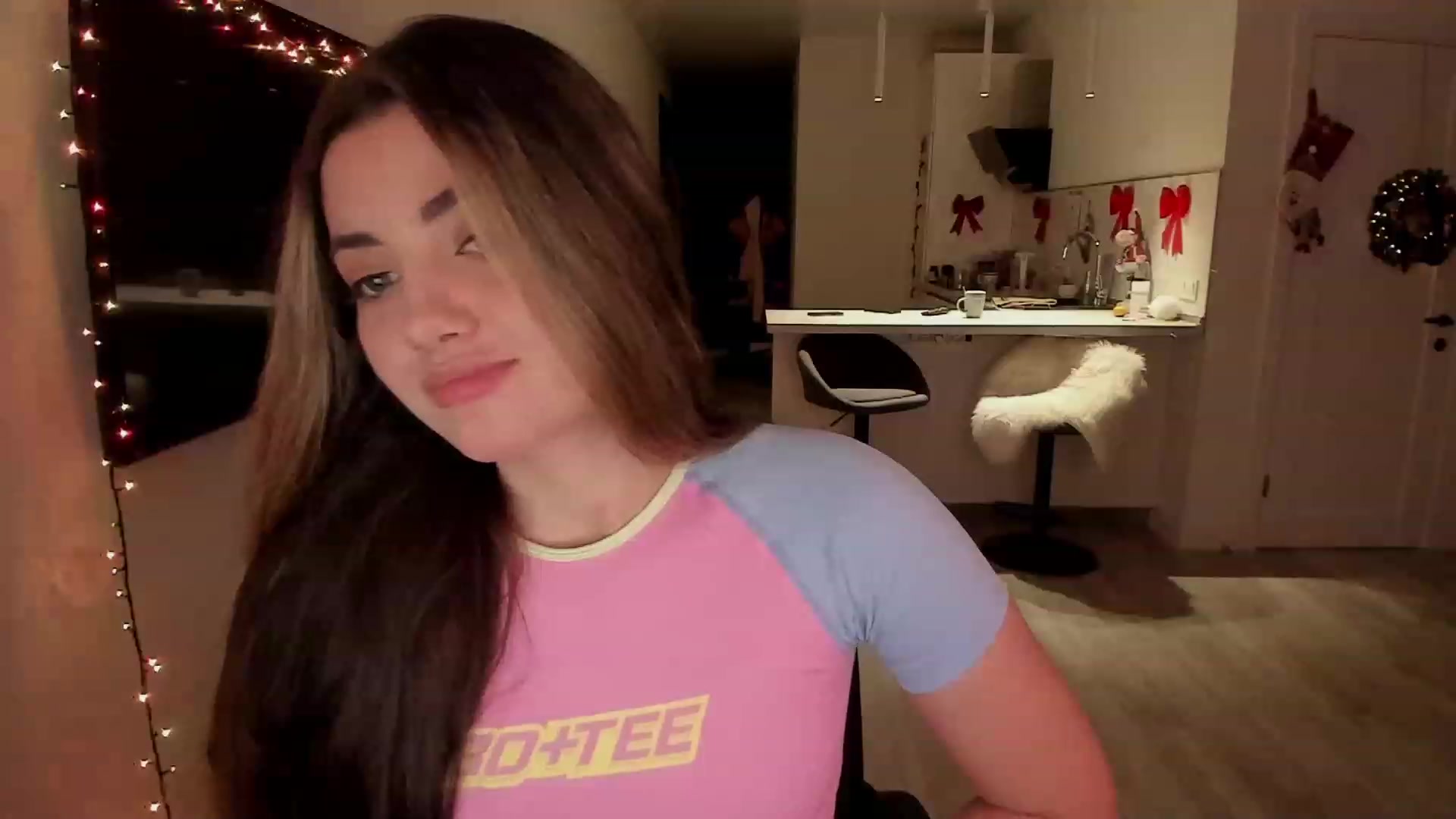 Gallery image thumbnail from Naughty_Inna_'s myfreecams stream on, 12/25/2022, 18:22 image 3 of 20