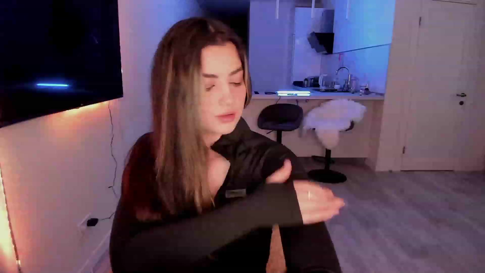Gallery image thumbnail from Naughty_Inna_'s myfreecams stream on, 02/09/2023, 14:20 image 6 of 20