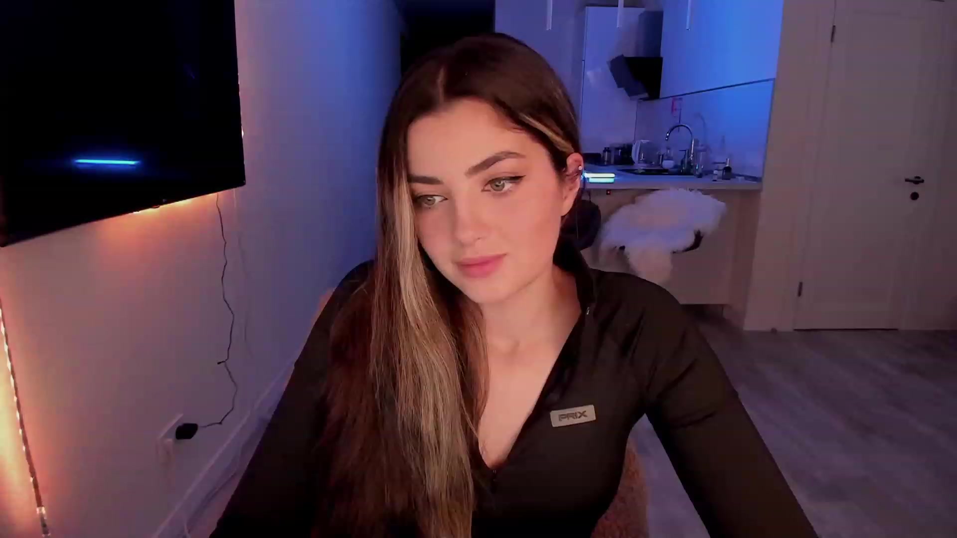 Gallery image thumbnail from Naughty_Inna_'s myfreecams stream on, 02/09/2023, 14:20 image 13 of 20
