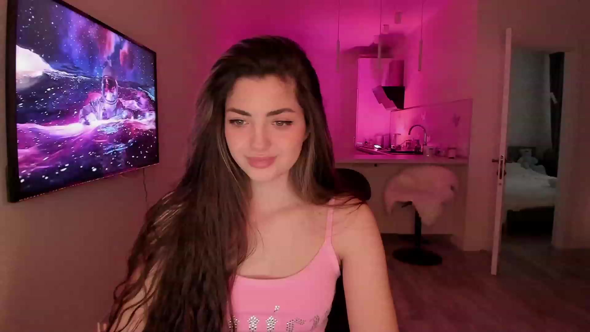 Gallery image thumbnail from Naughty_Inna_'s myfreecams stream on, 03/18/2023, 15:43 image 7 of 20