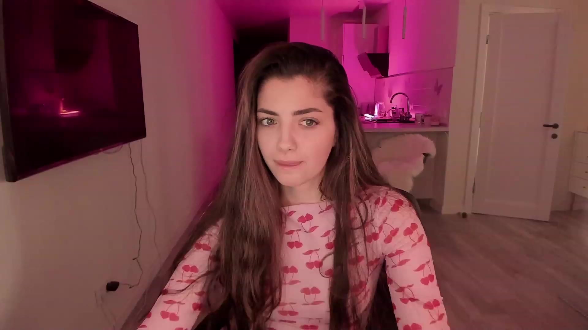 Gallery image thumbnail from Naughty_Inna_'s myfreecams stream on, 03/24/2023, 16:20 image 4 of 20