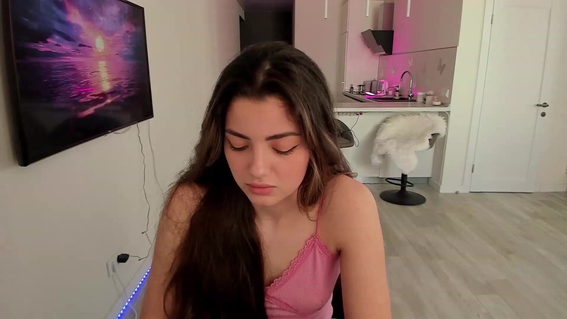Gallery image thumbnail from Naughty_Inna_'s myfreecams stream on, 03/27/2023, 10:49 image 2 of 20