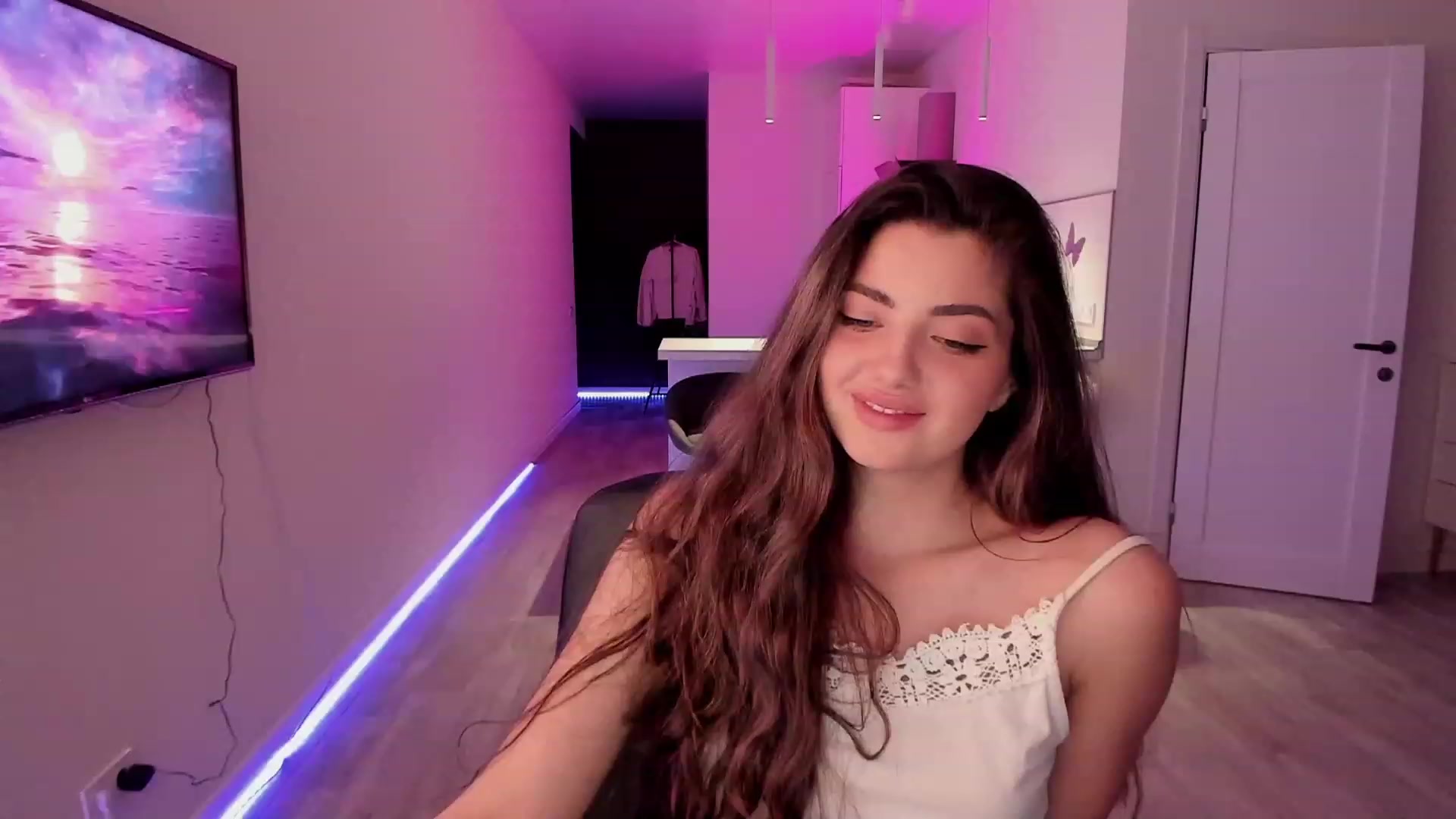 Gallery image thumbnail from Naughty_Inna_'s myfreecams stream on, 03/30/2023, 21:07 image 9 of 20