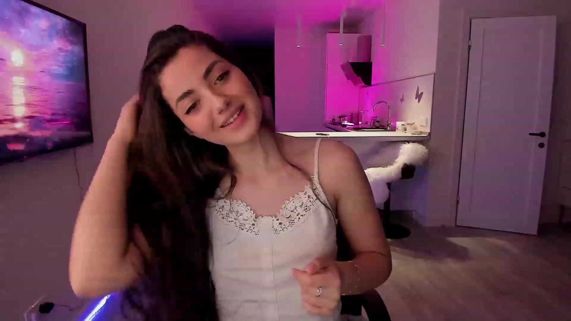 Gallery image thumbnail from Naughty_Inna_'s myfreecams stream on, 03/30/2023, 21:07 image 6 of 20